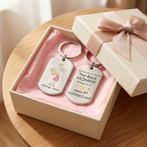 Personalized Keychain With "Lucky Me, The Best Mom Belongs To Me" | Gift For New Mom