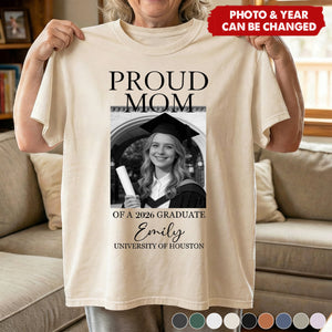 Personalized "Proud Family " Of Graduation T-shirt With Color & Text & Photo & Quote | University Graduation Gift For Proud Couples Family