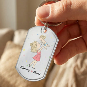 Personalized Keychain With "Lucky Me, The Best Mom Belongs To Me" | Gift For New Mom
