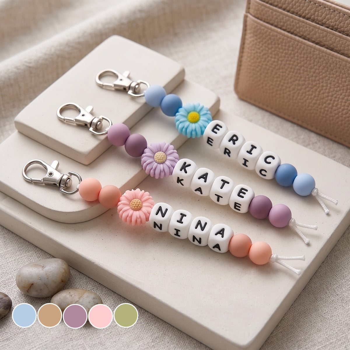 Personalized Daisy Silicone Bead Name Keychain