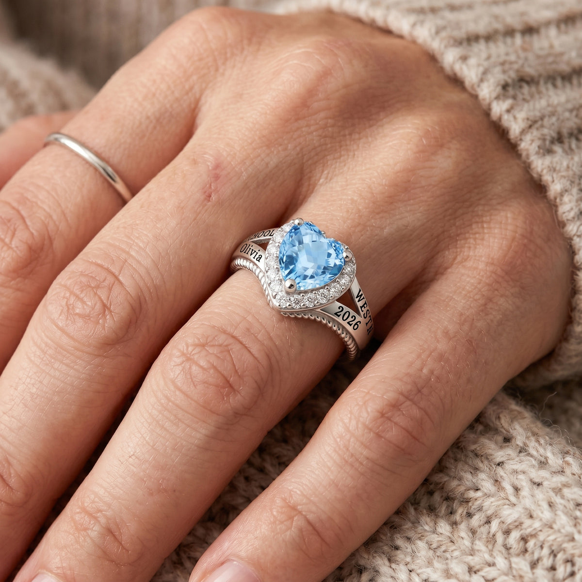Personalized Class Ring With Name & Birthstone | Creative 2026 Graduation Gift For Daughter