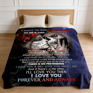 I Want To Hold Your Hand Eternal Love Couple Skull Blanket | Anniversary Valentine's Day Gift For Soulmate & Couple
