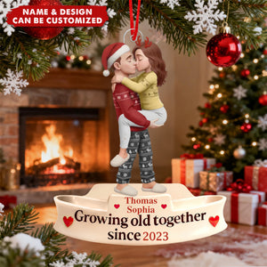 Personalized  Couple Hug Christmas Ornament Custom Names & Year -  Best Christmas Gift For Elderly Couple / Loved/Parents/Her/Him