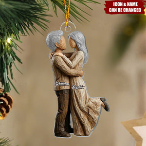 Personalized Name Couple Hugging Acrylic Ornament With Faux Wood Carving Effect - Valentine's Day Keepsake Xmas Gift For Newlyweds